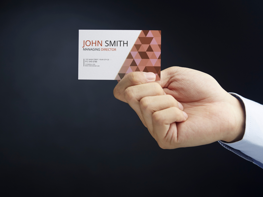 Brand logo placement on business cards – cost-effective tips
