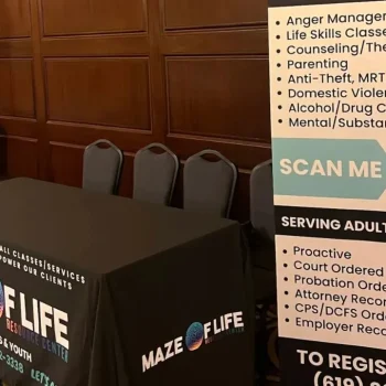 custom-vendor-booth-table-cover-and-banner